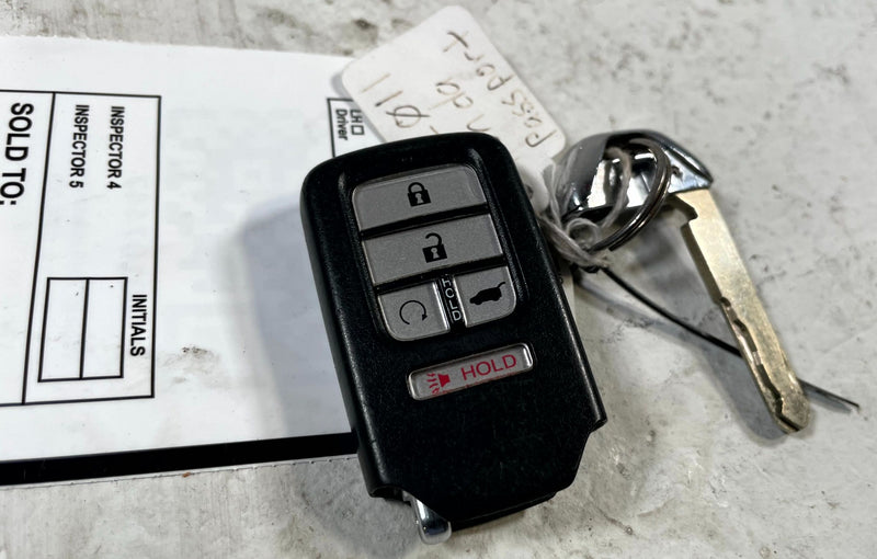 Load image into Gallery viewer, 2019 -25 HONDA PASSPORT SMART KEYLESS ENTRY KEY FOB REMOTE TRANSMITTER # 107447
