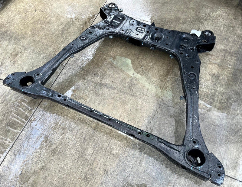 Load image into Gallery viewer, 22-26 HYUNDAI TUCSON FWD FRONT SUBFRAME UNDERCARRIAGE CROSSMEMBER CRADLE #112042
