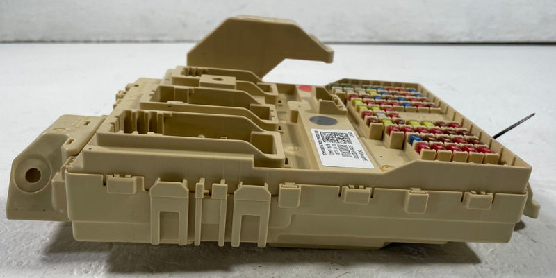 Load image into Gallery viewer, 2025 HYUNDAI TUCSON CABIN FUSE RELAY JUNCION BLOCK BOX 91960-HD010 # 108767

