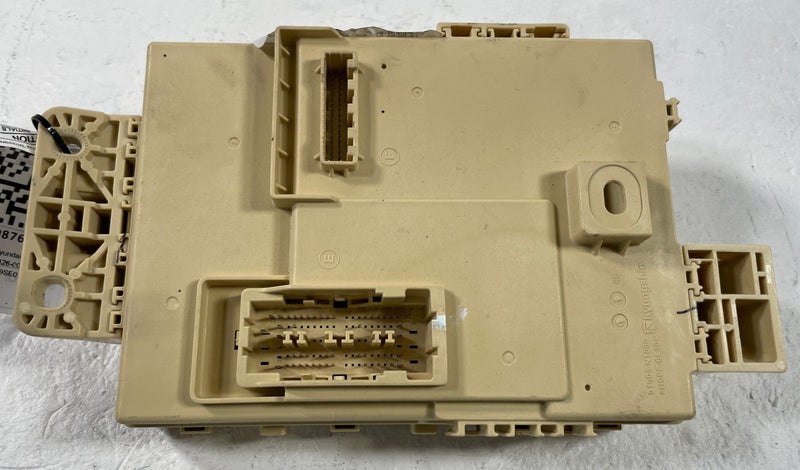 Load image into Gallery viewer, 2025 HYUNDAI TUCSON CABIN FUSE RELAY JUNCION BLOCK BOX 91960-HD010 # 108767
