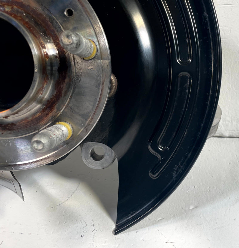 Load image into Gallery viewer, 2024-2026 HONDA PROLOGUE REAR RIGHT SIDE STEERING SPINDLE KNUCKLE &amp; HUB # 114278
