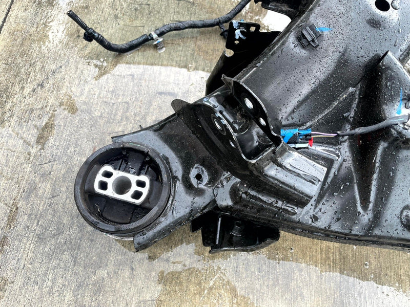 Load image into Gallery viewer, 2024 - 2026 HONDA PROLOGUE FWD REAR SUBFRAME SUB FRAME CROSSMEMBER # 114323

