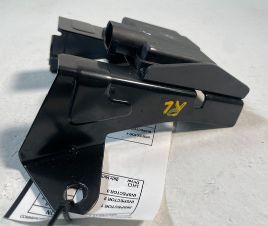 22-24 HYUNDAI TUCSON REAR LEFT BLIND SPOT RADAR MODULE SENSOR W/ BRACKET 107 (1)