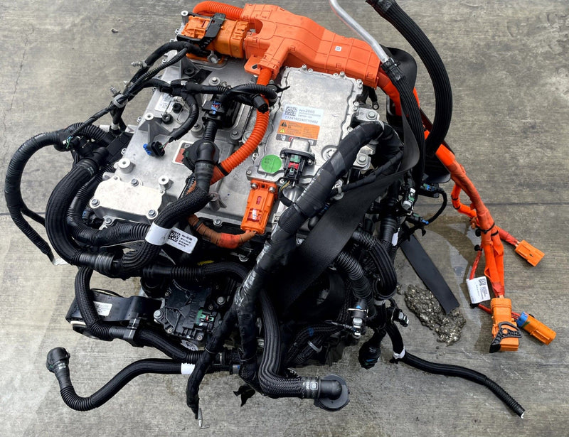 Load image into Gallery viewer, HONDA PROLOGUE FWD ENGINE MOTOR ASSEMBLY AUTOMATIC 18K MILES 2024 # 114320
