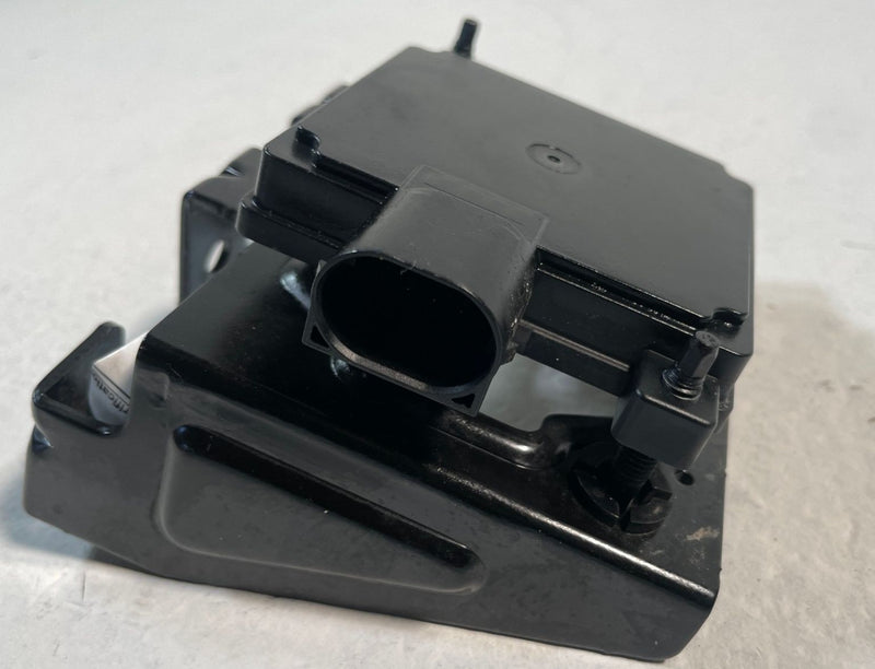Load image into Gallery viewer, 2022-2024 HYUNDAI TUCSON FRONT BLIND SPOT DISTANCE RADAR SENSOR MODULE # 107357

