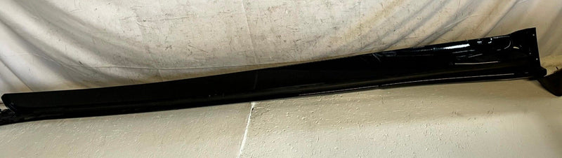 Load image into Gallery viewer, 2024 - 2026 HONDA PROLOGUE FRONT LEFT ROCKER LOWER MOLDING COVER PANEL # 114314

