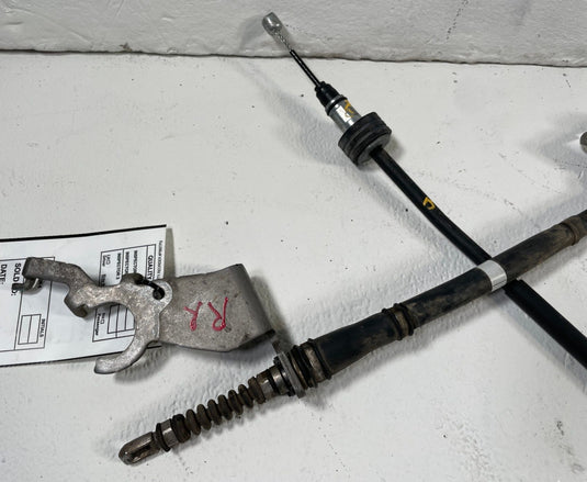 21-23 KIA SORENTO REAR RIGHT EMERGENCY PARKING BRAKE RELEASE CABLE 2.5L