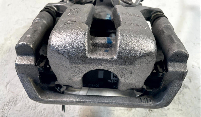 Load image into Gallery viewer, 2024 - 2026 HONDA PROLOGUE REAR LEFT DRIVER SIDE DISC BRAKE CALIPER # 114297
