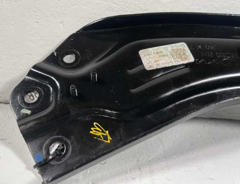 Load image into Gallery viewer, 2024 - 2026 HYUNDAI SANTA FE REAR RIGHT PASSENGER TRAILING CONTROL ARM # 112849
