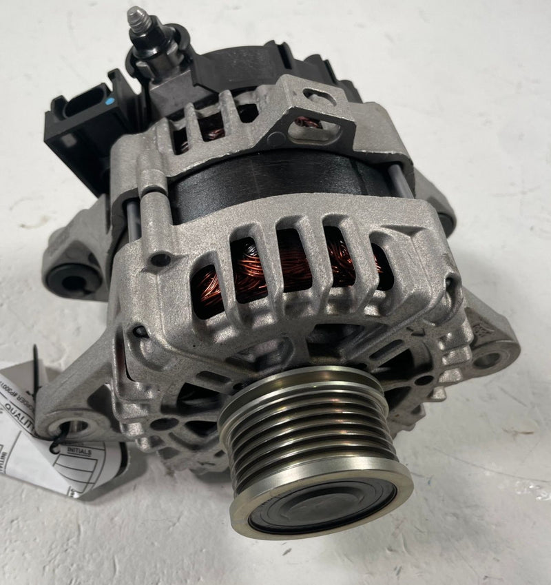 Load image into Gallery viewer, 2021 - 2026 HYUNDAI SANTA FE ENGINE ALTERNATOR GENERATOR ASSEMBLY 2.5L # 112871
