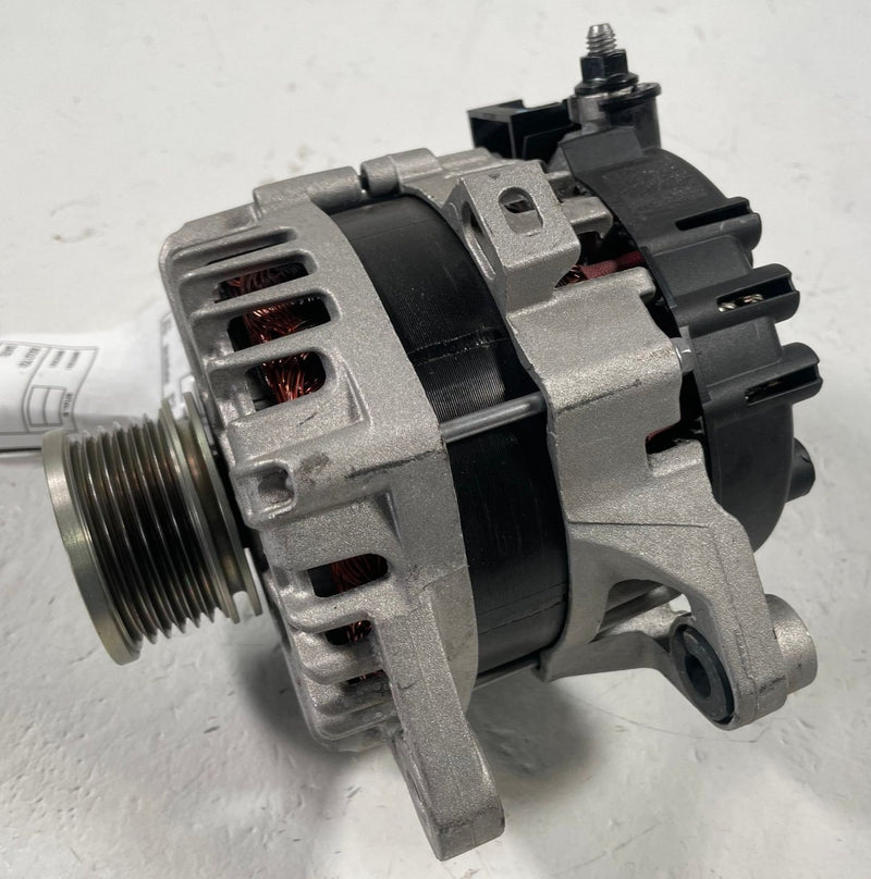 Load image into Gallery viewer, 2021 - 2026 HYUNDAI SANTA FE ENGINE ALTERNATOR GENERATOR ASSEMBLY 2.5L # 112871
