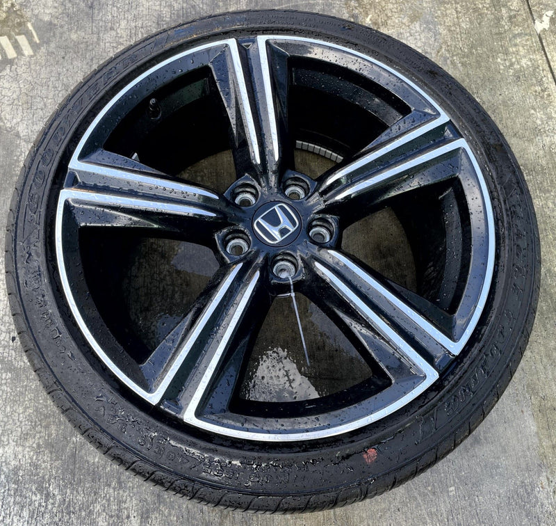 Load image into Gallery viewer, HONDA ACCORD HYBRID SPORT 19x8-1/2 5 SPOKE ALLOY WHEEL RIM W/TIRE 23-25 # 109593
