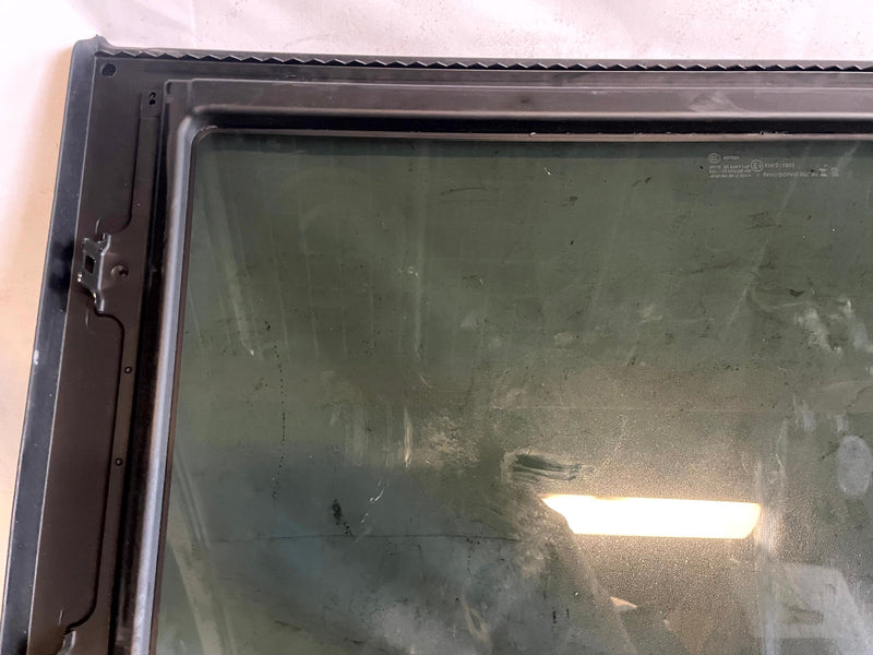 Load image into Gallery viewer, 2024-2026 HONDA PROLOGUE REAR PANORAMIC SUNROOF SUN ROOF WINDOW GLASS # 114315
