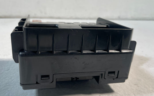 2022-2025 HYUNDAI TUCSON ENGINE FUSE RELAY JUNCTION BLOCK BOX MODULE UNIT 107349