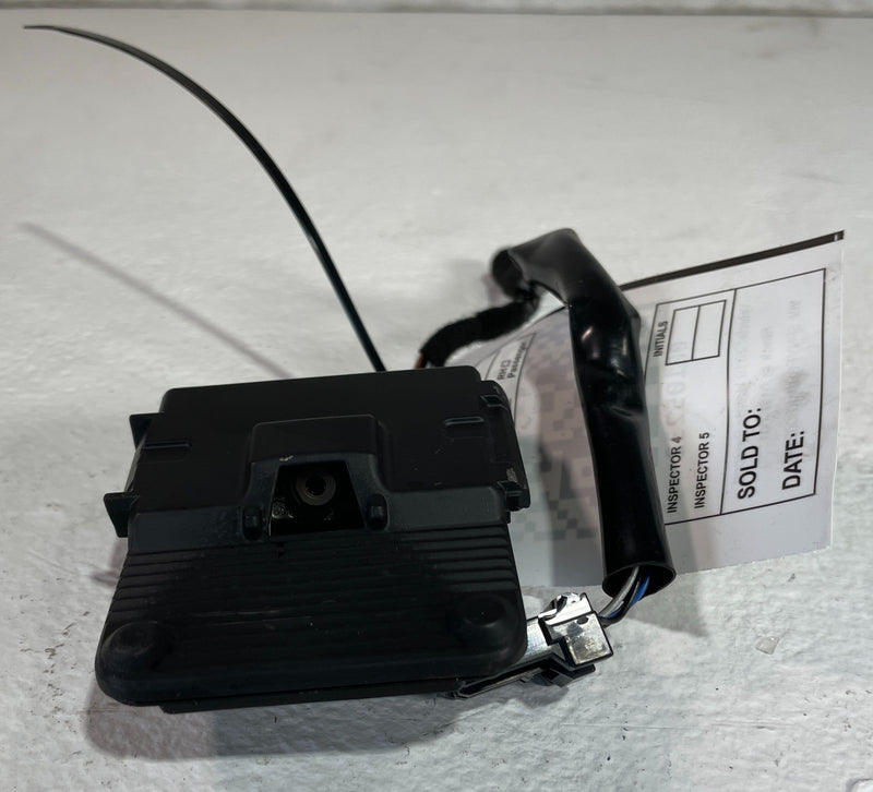 Load image into Gallery viewer, 2019-2021 HONDA PASSPORT FRONT WINDSHIELD LANE ASSIST DEPARTURE CAMERA # 105232
