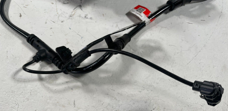 Load image into Gallery viewer, 2024-2026 HYUNDAI SANTA FE REAR RIGHT PASSENGER SIDE DISC BRAKE CALIPER # 112842
