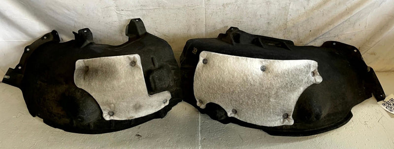 Load image into Gallery viewer, 24-26 HONDA PROLOGUE REAR RIGHT SIDE INNER QUARTER LINER SPLASH GUARD # 114317
