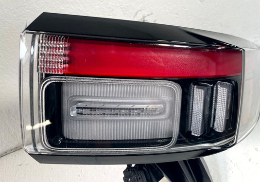 2024 - 2026 HONDA PROLOGUE REAR RIGHT SIDE OUTER TAIL LIGHT ASSEMBLY