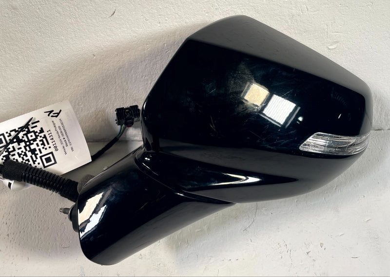 Load image into Gallery viewer, 2024 - 2026 HONDA PROLOGUE FRONT LEFT DRIVER SIDE REAR VIEW DOOR MIRROR # 114311
