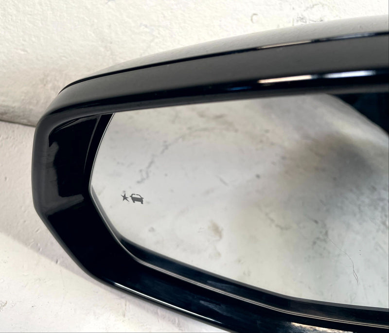 Load image into Gallery viewer, 2024 - 2026 HONDA PROLOGUE FRONT LEFT DRIVER SIDE REAR VIEW DOOR MIRROR # 114311
