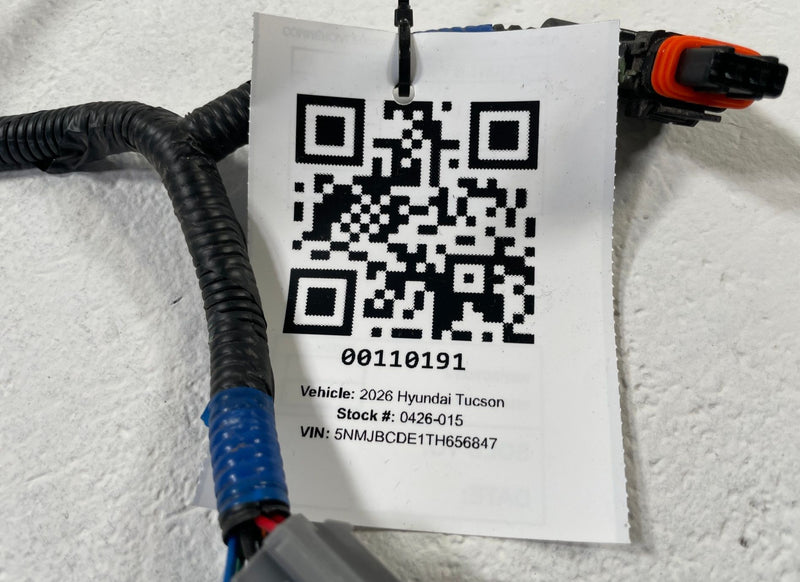 Load image into Gallery viewer, 2022-2026 HYUNDAI TUCSON AWD REAR DIFFERENTIAL AXLE CARRIER WIRE HARNESS #110191
