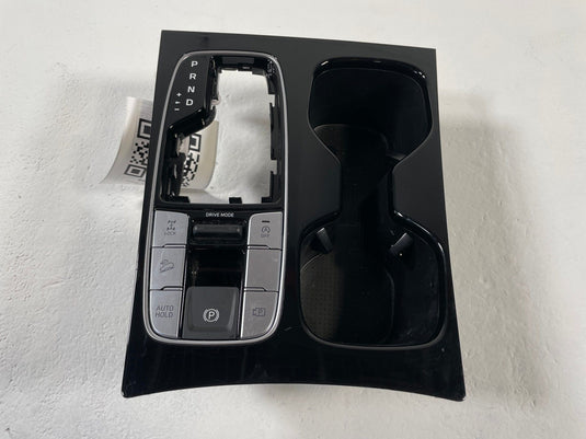 2022-2026 HYUNDAI TUCSON SANTA CRUZ CENTER UPPER PANEL TRIM W/ CUPHOLDER