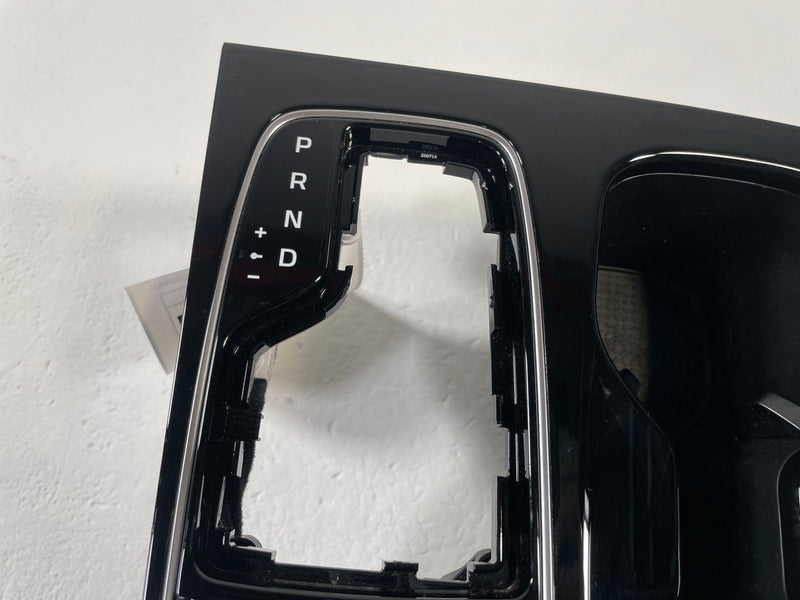 Load image into Gallery viewer, 2022-2026 HYUNDAI TUCSON SANTA CRUZ CENTER UPPER PANEL TRIM W/ CUPHOLDER #110181

