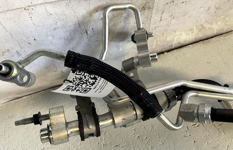 Load image into Gallery viewer, 24-25 HONDA PROLOGUE AC AIR CONDITIONING EVAPORATOR HOSE TUBE PIPE LINE # 114286
