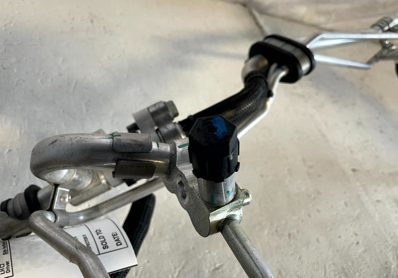Load image into Gallery viewer, 24-25 HONDA PROLOGUE AC AIR CONDITIONING EVAPORATOR HOSE TUBE PIPE LINE # 114286

