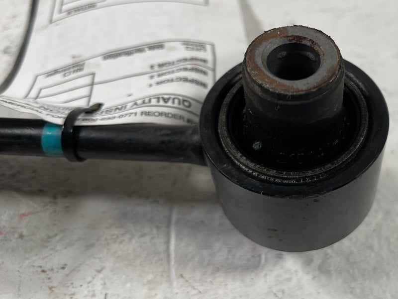 Load image into Gallery viewer, 2022-2025 HYUNDAI TUCSON FWD REAR LEFT STABILIZER SWAY BAR END LINK # 108742
