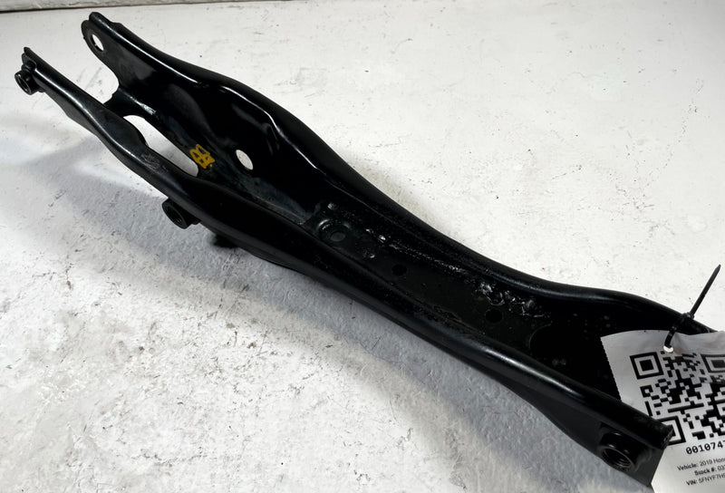 Load image into Gallery viewer, 2019 - 2025 HONDA PASSPORT REAR RIGHT SIDE SUSPENSION LOWER CONTROL ARM # 107473
