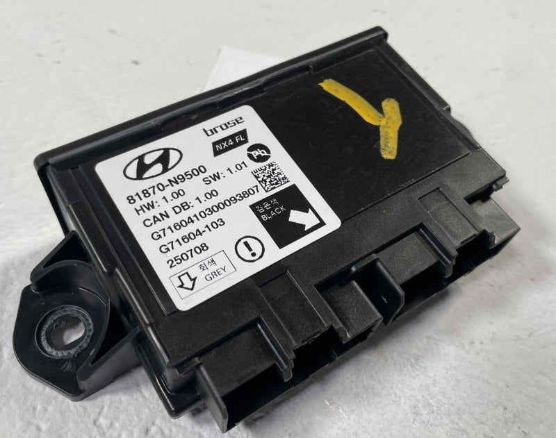 Load image into Gallery viewer, 2025-2026 HYUNDAI TUCSON POWER LIFTGATE CONTROL MODULE UNIT 81870-N9500 # 110178
