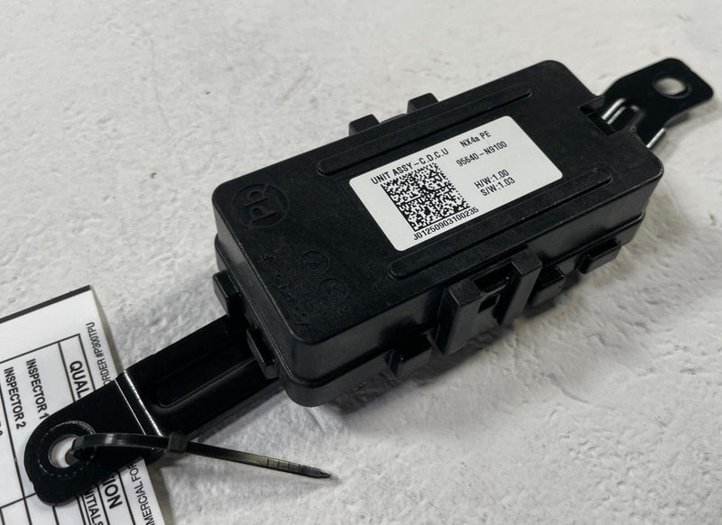 Load image into Gallery viewer, 25-26 HYUNDAI TUCSON CDC CHASSIS DOMAIN CONTROL MODULE 95640-N9100 2.5L # 110185
