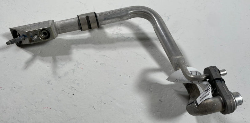 Load image into Gallery viewer, 18-23 FORD MUSTANG AC AIR CONDITIONER HOSE PIPE LINE 2.3L JR3B-19E881-AD #112941
