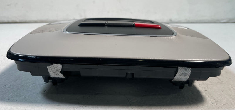 Load image into Gallery viewer, 2022-2024 HYUNDAI TUCSON FRONT ROOF OVERHEAD CONSOLE DOME LAMP LIGHT# 107352
