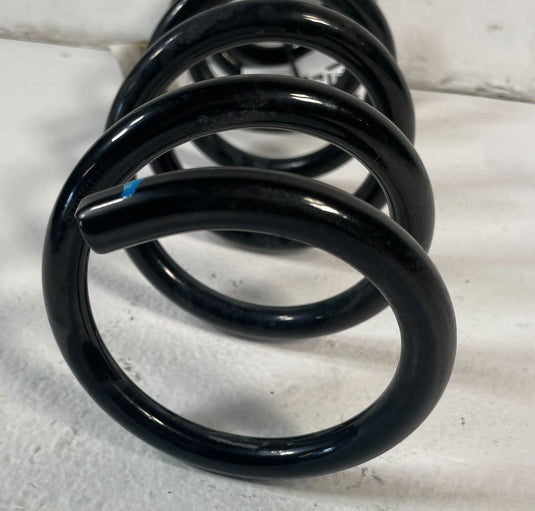 22-24 HYUNDAI TUCSON FWD REAR LEFT OR RIGHT SIDE SUSPENSION COIL SPRING