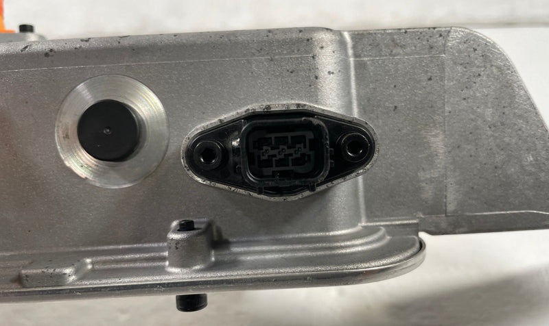Load image into Gallery viewer, 2022 - 2025 HYUNDAI IONIQ 5 RWD HIGH VOLTAGE JUNCTION BOX CONTROL UNIT # 108835
