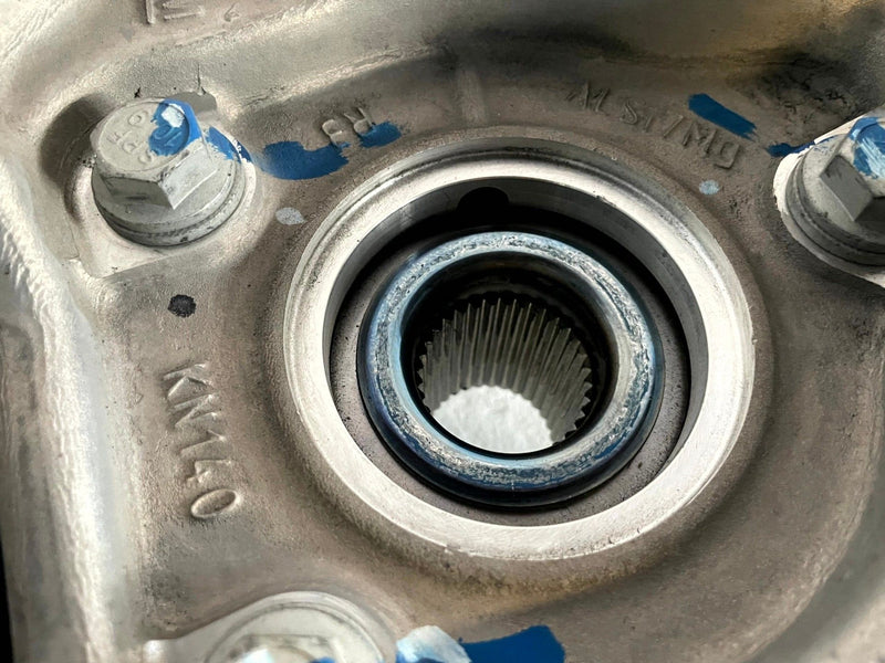 Load image into Gallery viewer, 2024-2026 HONDA PROLOGUE FRONT RIGHT SIDE STEERING SPINDLE KNUCKLE &amp; HUB #114292
