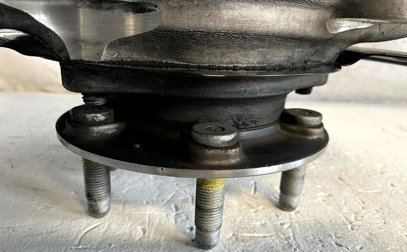 Load image into Gallery viewer, 2024-2026 HONDA PROLOGUE FRONT RIGHT SIDE STEERING SPINDLE KNUCKLE &amp; HUB #114292
