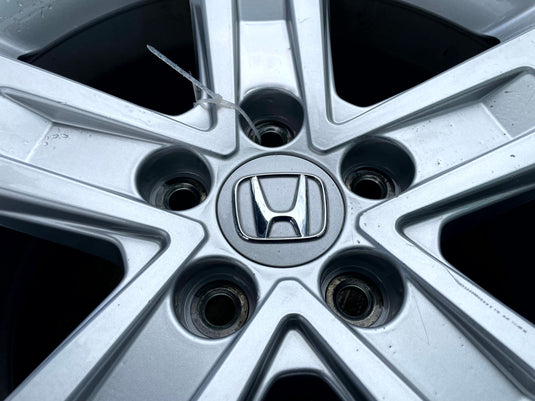 HONDA PILOT LX 18x8 5 STRAIGHT SPOKE ALLOY WHEEL W/TIRE (ONLY#1) 23-24 # 109693