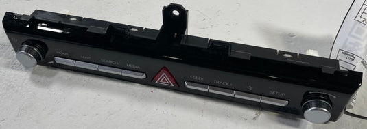 25-26 HYUNDAI TUCSON FRONT DASH AUDIO & HAZARD LIGHT CONTROL SWITCH 2.5L