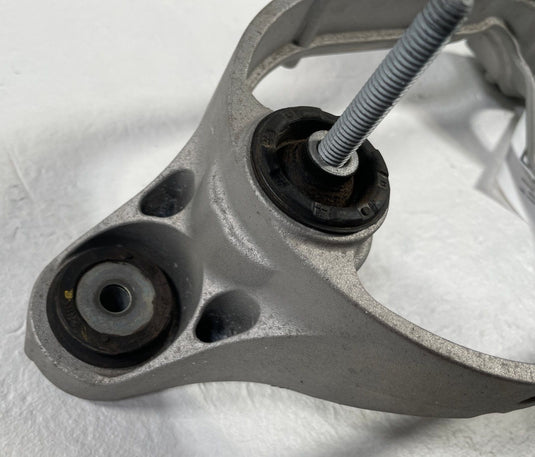 22-26 HYUNDAI IONIQ 5 RWD AC AIR CONDITIONER COMPRESSOR MOUNT BRACKET
