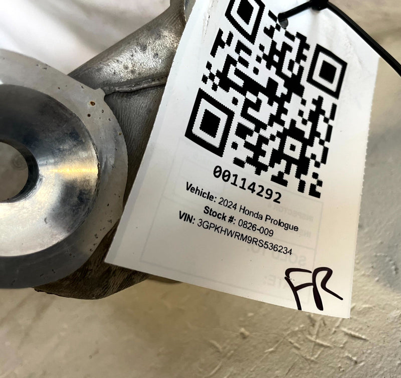 Load image into Gallery viewer, 2024-2026 HONDA PROLOGUE FRONT RIGHT SIDE STEERING SPINDLE KNUCKLE &amp; HUB #114292

