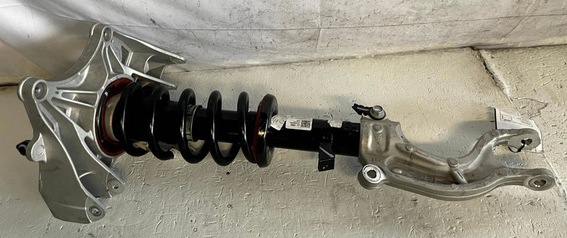 Load image into Gallery viewer, 2024 HONDA PROLOGUE FWD FRONT LEFT SHOCK STRUT ABSORBER W/ YOKE MOUNT # 114269
