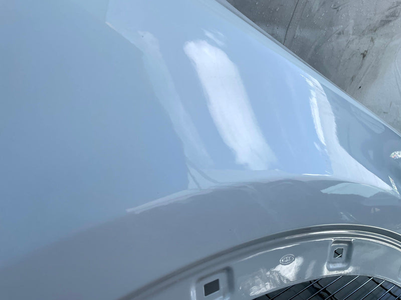 Load image into Gallery viewer, KIA TELLURIDE FRONT RIGHT SIDE FENDER ASSEMBLY WHITE (GWP) 2020 - 2025 # 114381
