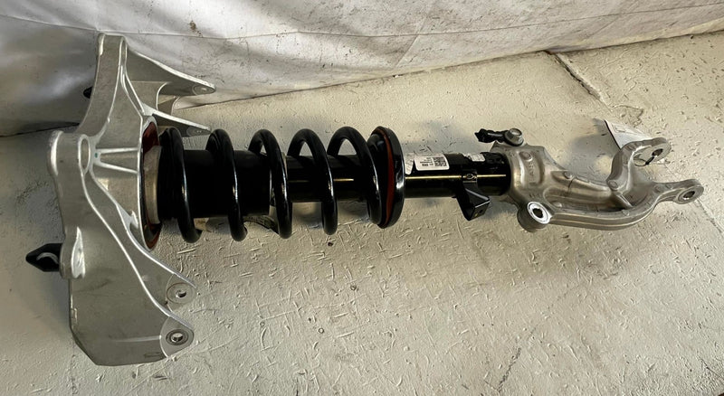 Load image into Gallery viewer, 2024 HONDA PROLOGUE FWD FRONT LEFT SHOCK STRUT ABSORBER W/ YOKE MOUNT # 114269
