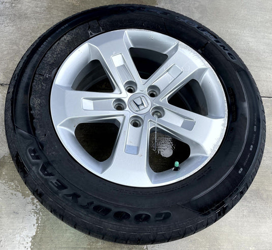HONDA PILOT LX 18x8 5 STRAIGHT SPOKE ALLOY WHEEL W/TIRE (ONLY#1) 23-24 # 109692