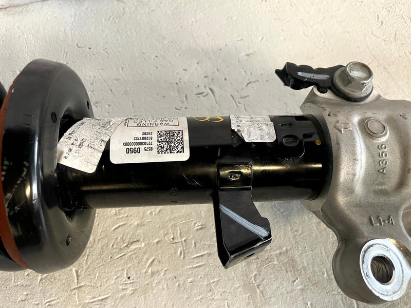 Load image into Gallery viewer, 2024 HONDA PROLOGUE FWD FRONT LEFT SHOCK STRUT ABSORBER W/ YOKE MOUNT # 114269
