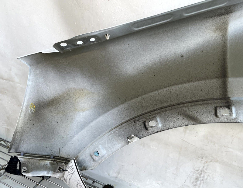 Load image into Gallery viewer, KIA TELLURIDE FRONT RIGHT SIDE FENDER ASSEMBLY WHITE (GWP) 2020 - 2025 # 114381

