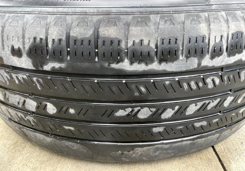Load image into Gallery viewer, HONDA PILOT LX 18x8 5 STRAIGHT SPOKE ALLOY WHEEL W/TIRE (ONLY#1) 23-24 # 109692
